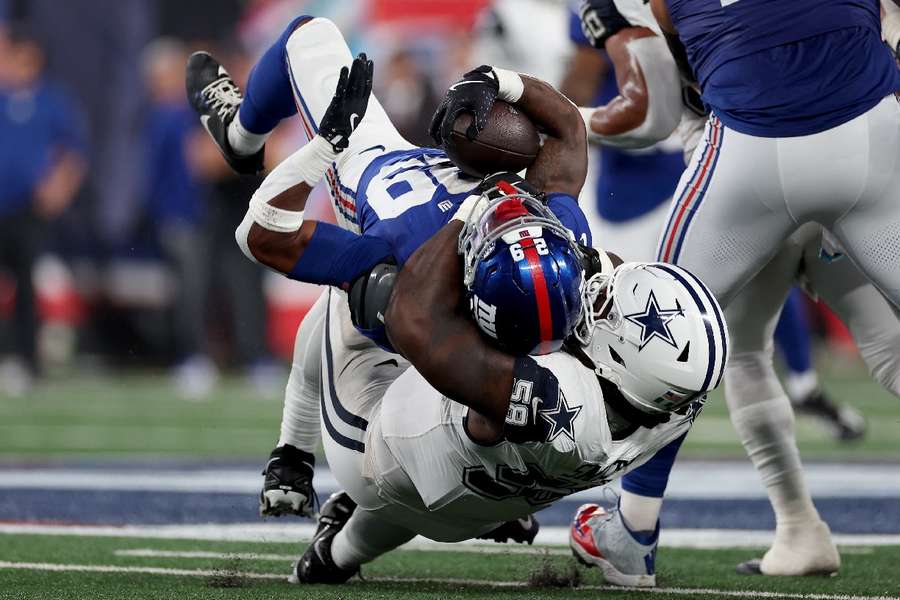 Quem brilhou mais? Estatísticas dos jogadores de Steelers x Dallas Cowboys.