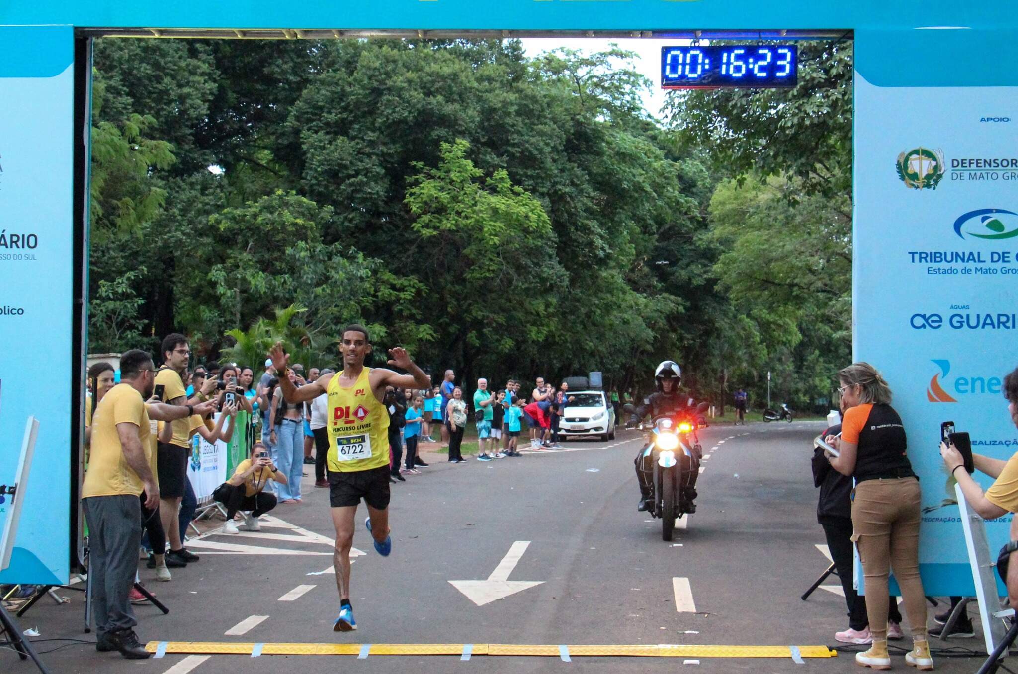Corrida do final de semana com amigos: Dicas de organização e percursos!