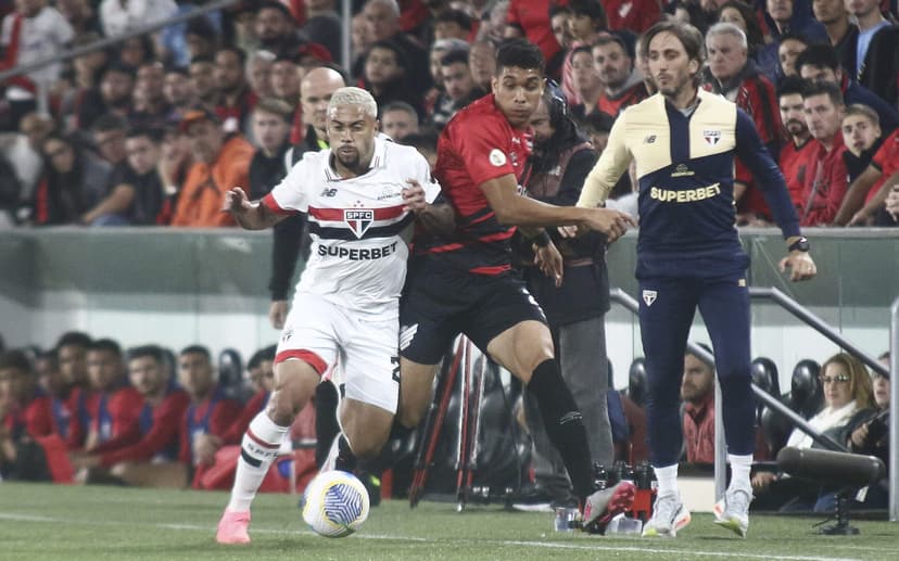 SPFC Esporte ao vivo: onde assistir aos jogos do tricolor em tempo real?
