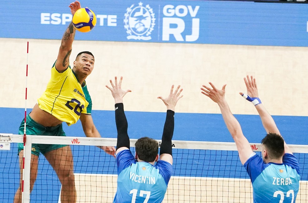 Altura da rede de vôlei masculina: Descubra o tamanho certo!