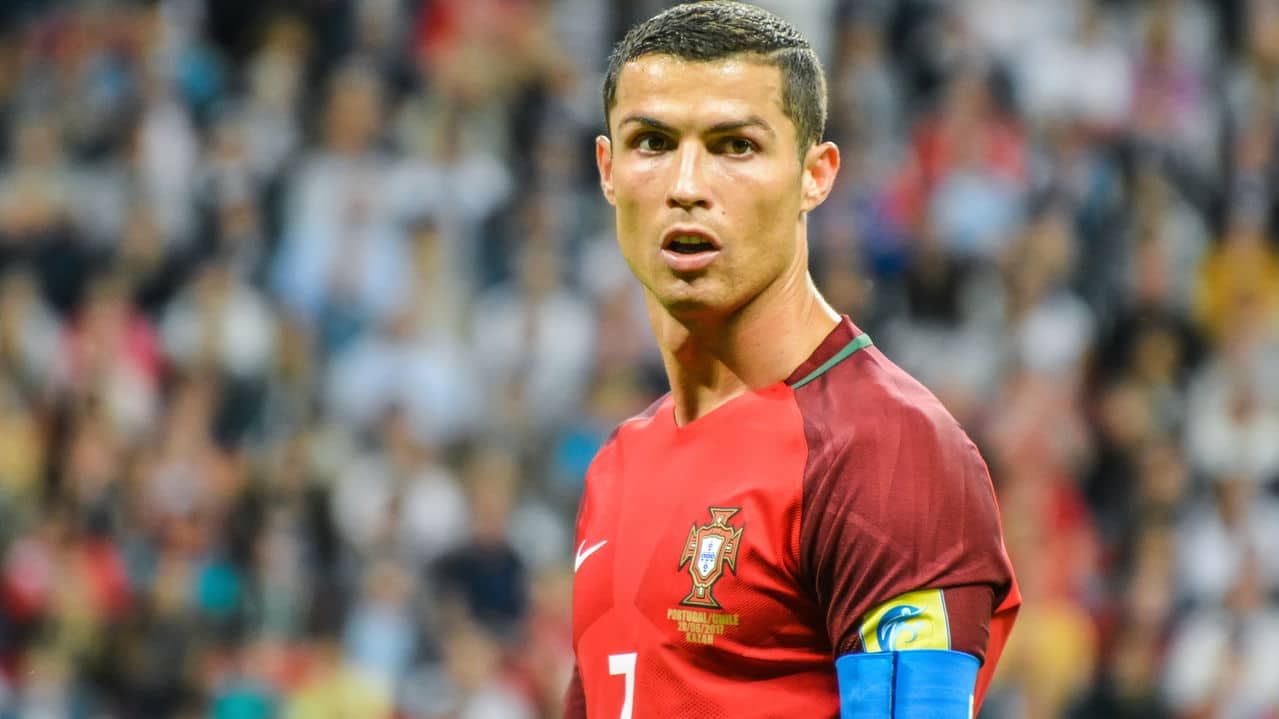 Fortuna de Cristiano Ronaldo: Descubra como ele construiu seu império!
