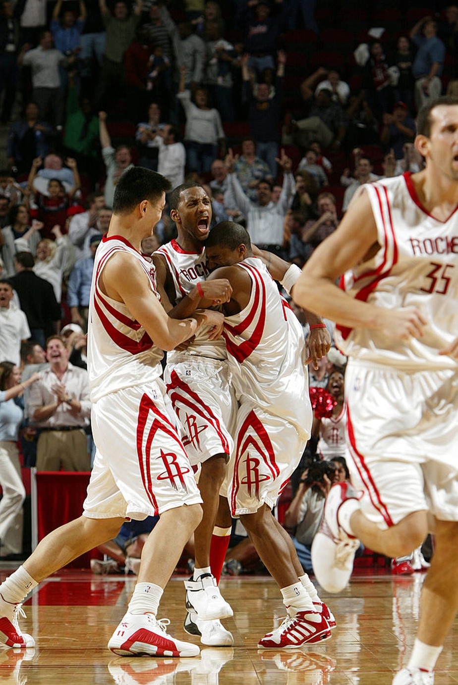 Tmac Spurs: Por que a união de astro e equipe durou tão pouco?