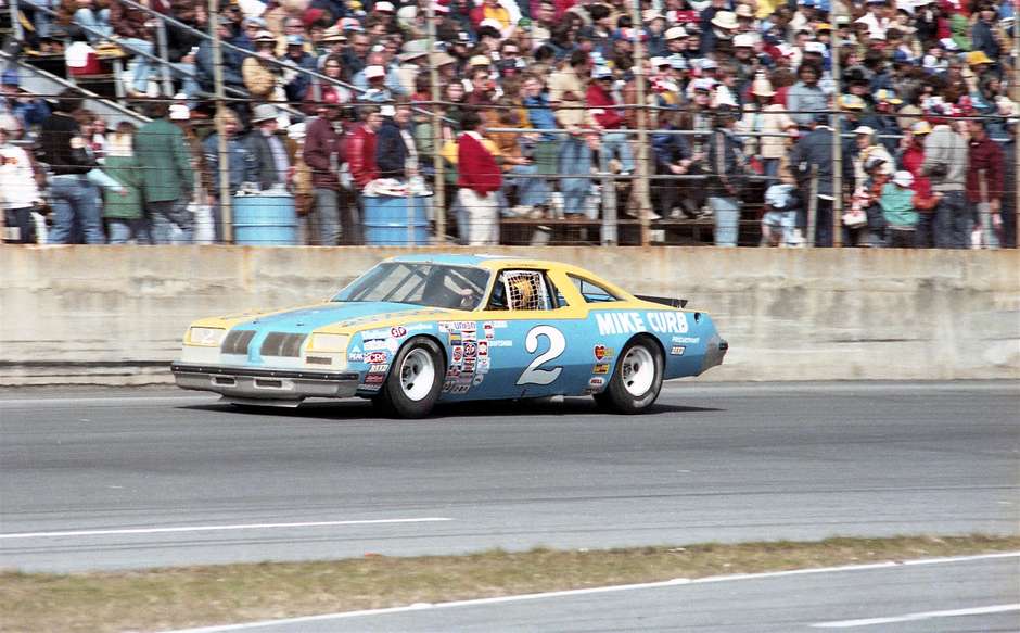 Dale Earnhardt Dale: Conheça a trajetória do piloto da NASCAR.