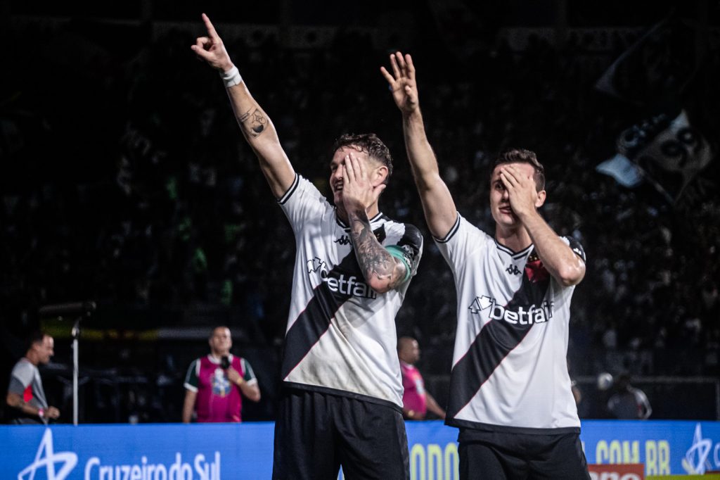 Torcedor vascaíno: acompanhe a sequência de próximos jogos do Vasco.