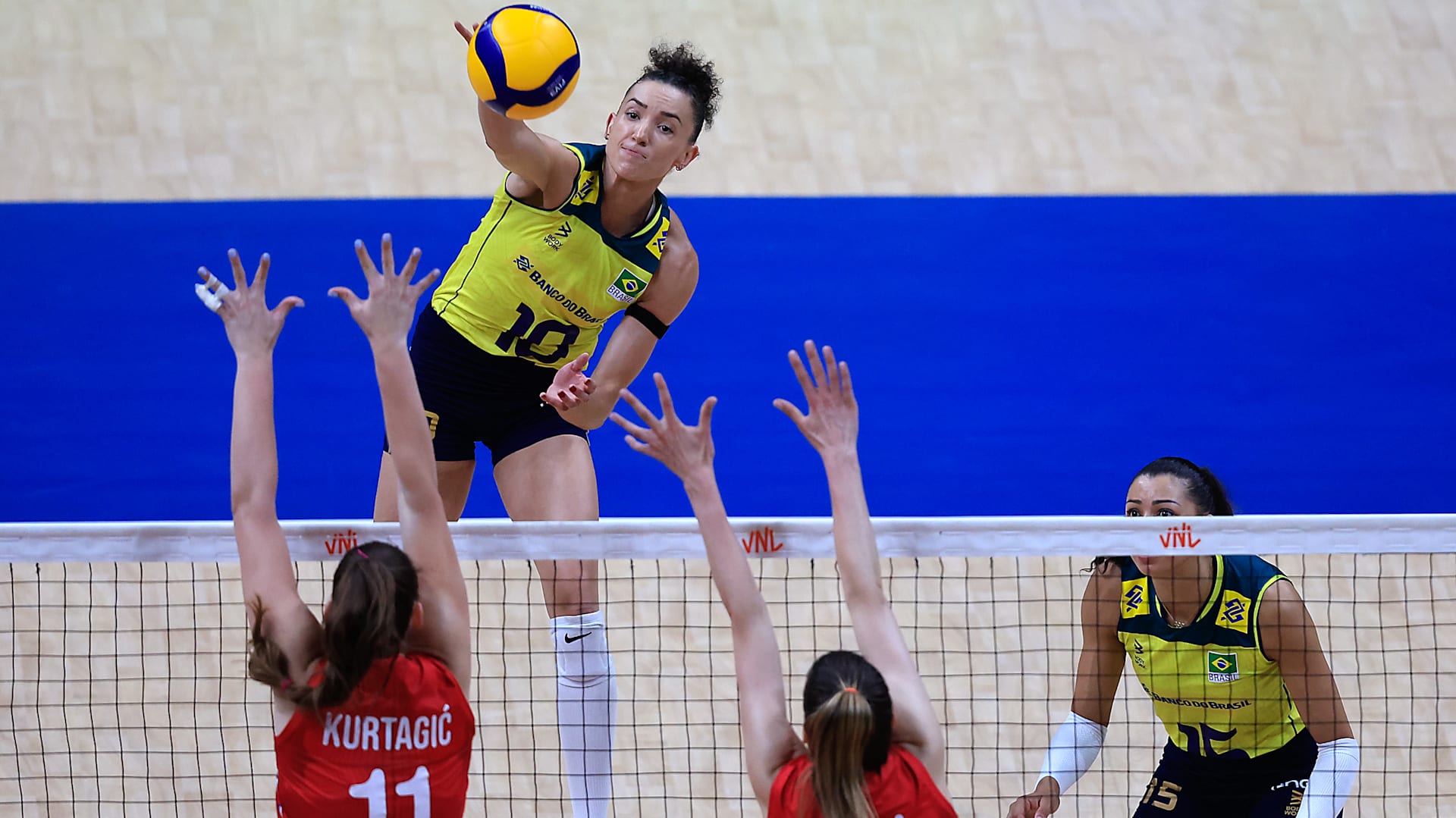 Vai começar a Liga das Nações de Vôlei 2025: Veja quem larga na frente dos favoritos!