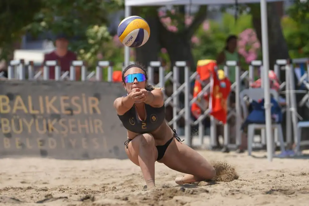 Estrelas do Vôlei de Praia em 2025: Os nomes que vão dominar o esporte!
