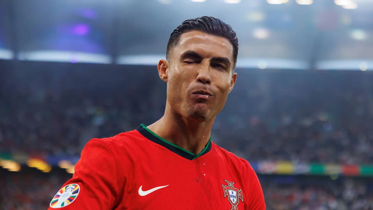 Cr7 fortuna: descubra os segredos da riqueza de Cristiano.