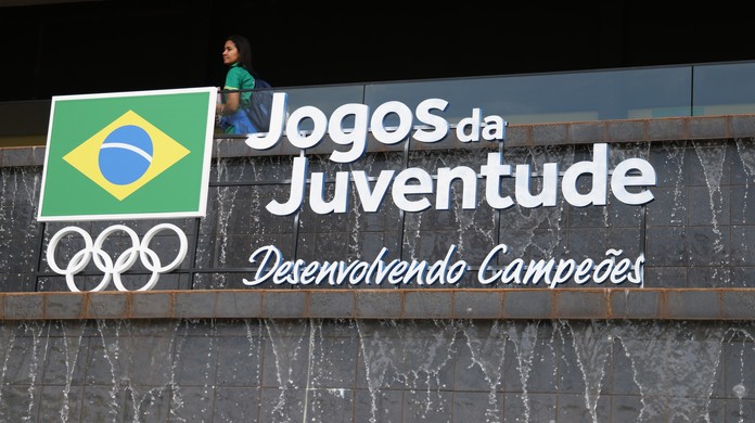 Quais são os melhores joguinhos da juventude? Confira a lista!