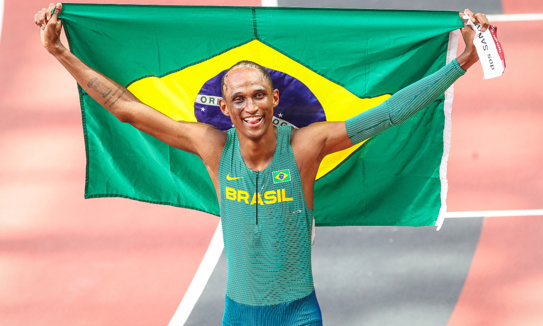 Conquistas Brasileiras em Esportes de Pista: Confira os Atletas que Fizeram História!