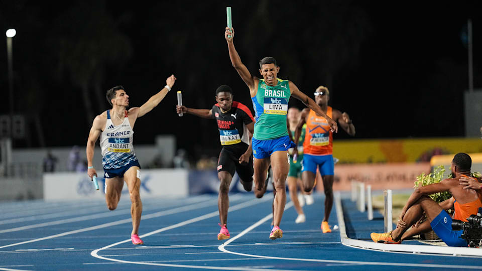 Disputas no Revezamento 4x100m:Veja os Momentos Mais Incríveis e Polêmicos!