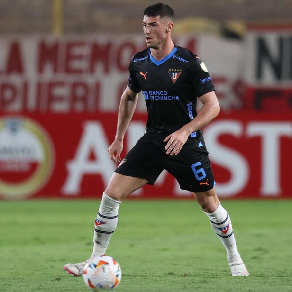 Escalações confirmadas:LDU Quito x Always Ready, quem joga e quem fica de fora?