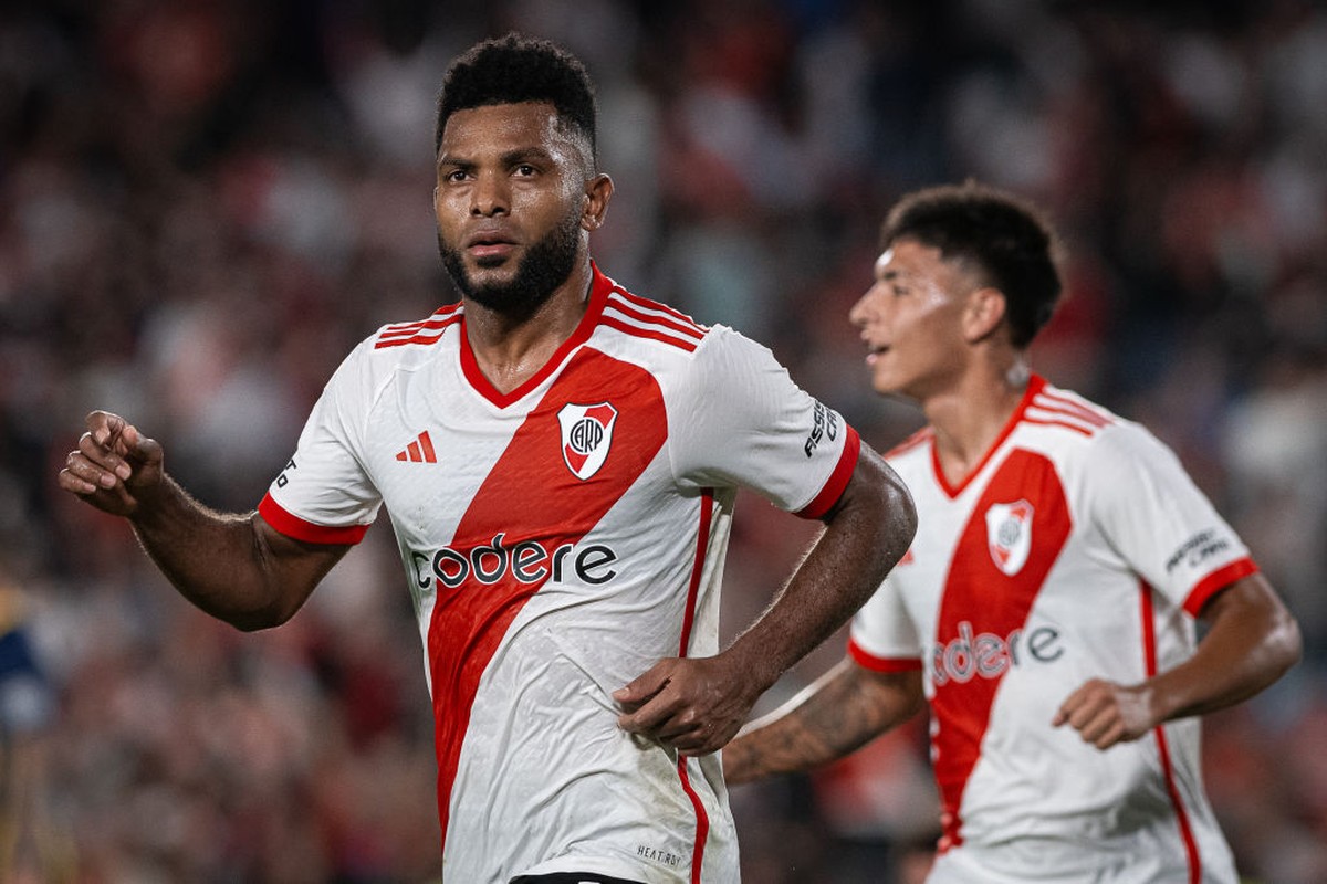 Escalações de river plate x club nacional de football: saiba onde ver online!
