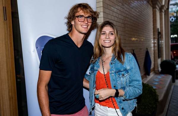 Quem é Olya Sharypova? Saiba tudo sobre a ex de Zverev agora.