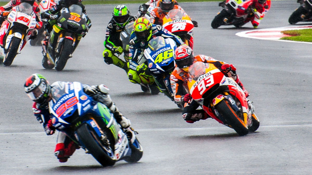 Quer MotoGP onde assistir grátis? Saiba se é possível e como fazer.