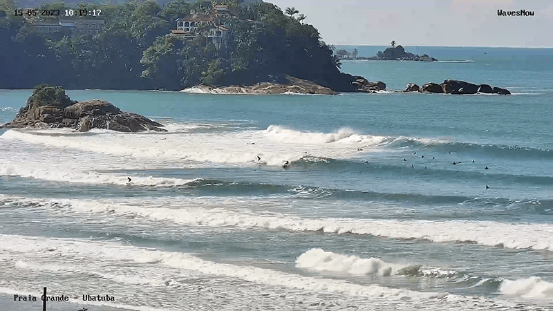 Como ver as ondas Praia Grande ao vivo? Confira câmeras e boletim do mar!