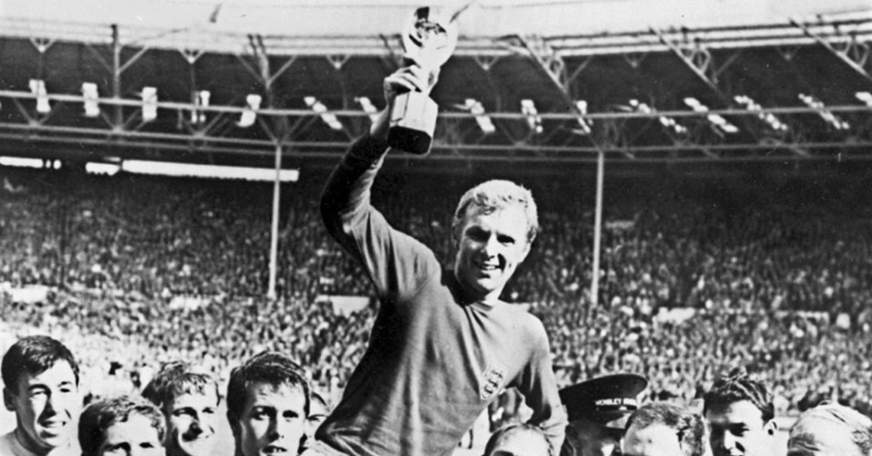 Bobby Moore na Copa do Mundo: Relembre os melhores momentos desse ícone.