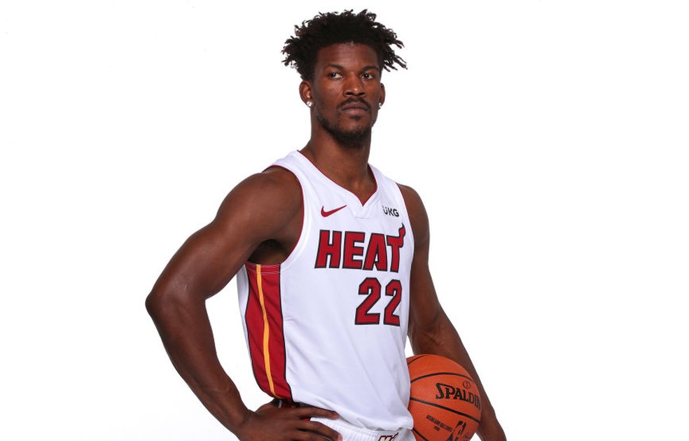 Jimmy Butler emo chocou a todos: Saiba tudo sobre essa transformação do atleta.