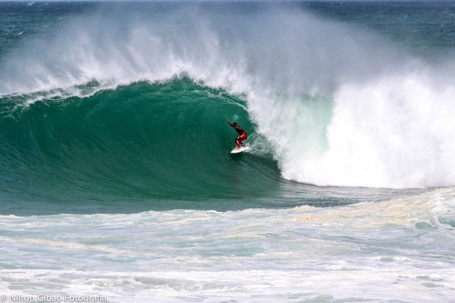 Saquarema: Onde encontrar as maiores e melhores ondas do Brasil!