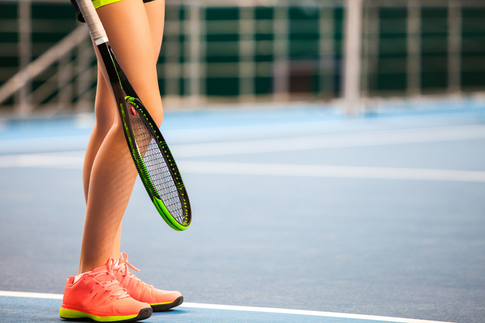 Esporte tenis feminino: como escolher o modelo ideal para você? (Dicas de conforto e estilo)