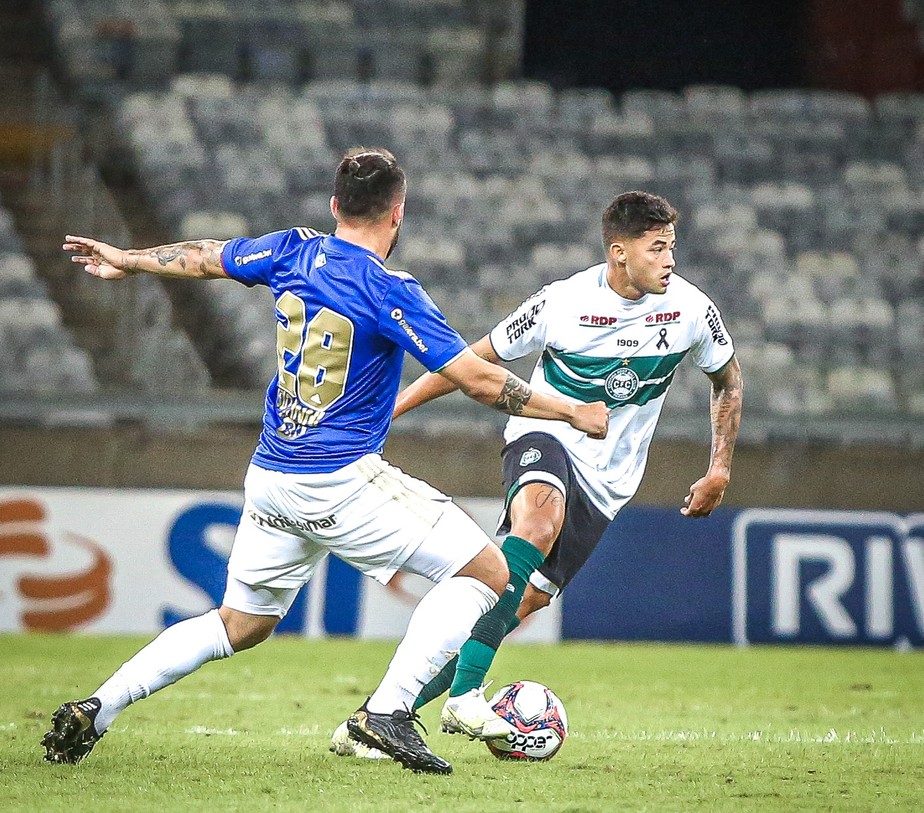 coritiba x cruzeiro esporte clube minuto a minuto: Melhores momentos e informações da partida agora.