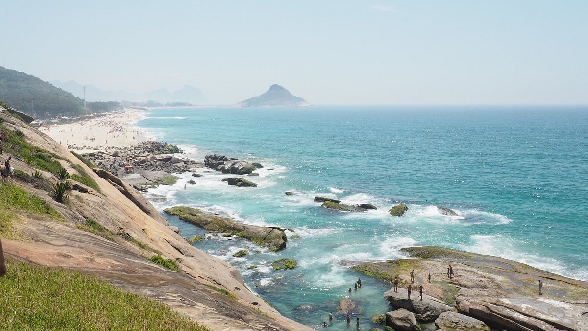 Grumari Beach Garden: Seu Paraíso Secreto no Rio!