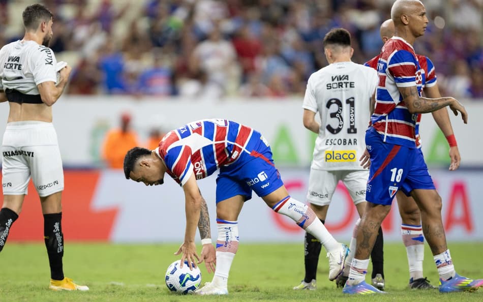 Acompanhe santos futebol clube x fortaleza esporte clube minuto a minuto: Veja todos os lances agora mesmo!