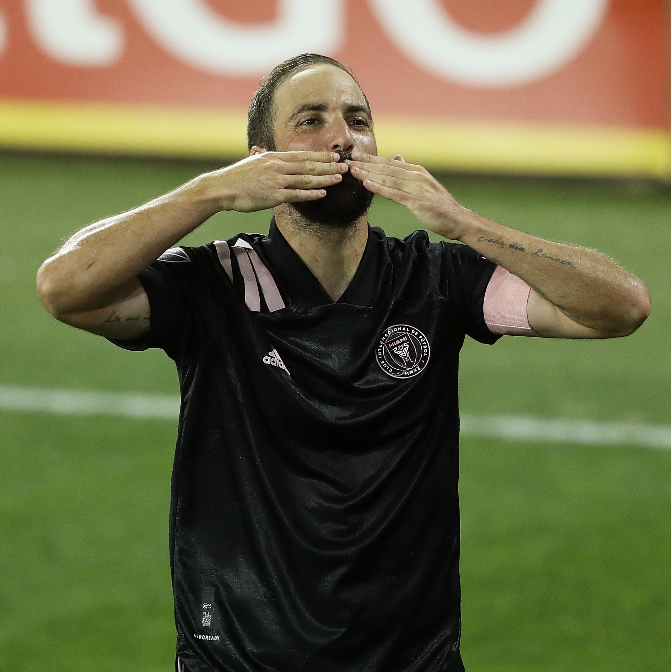 O que Higuaín faz hoje? Saiba tudo sobre sua vida atual!