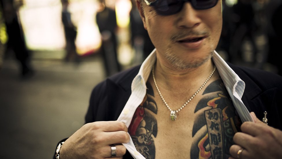 Tatuagem yakuza braço dói muito? (Saiba se vale a pena fazer!)